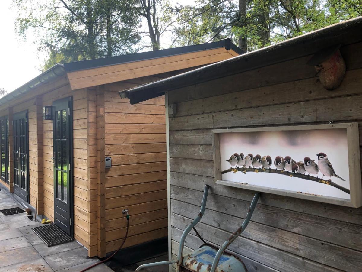 プッテン 3 Slaapkamer Blokhut Met Opgemaakte Beddenヴィラ エクステリア 写真